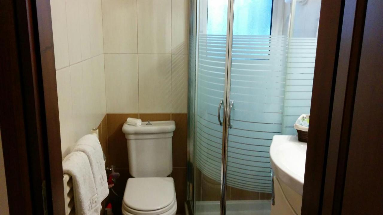Lovely 2-Bedroom Apartment At Greek Riviera Βάρη Εξωτερικό φωτογραφία