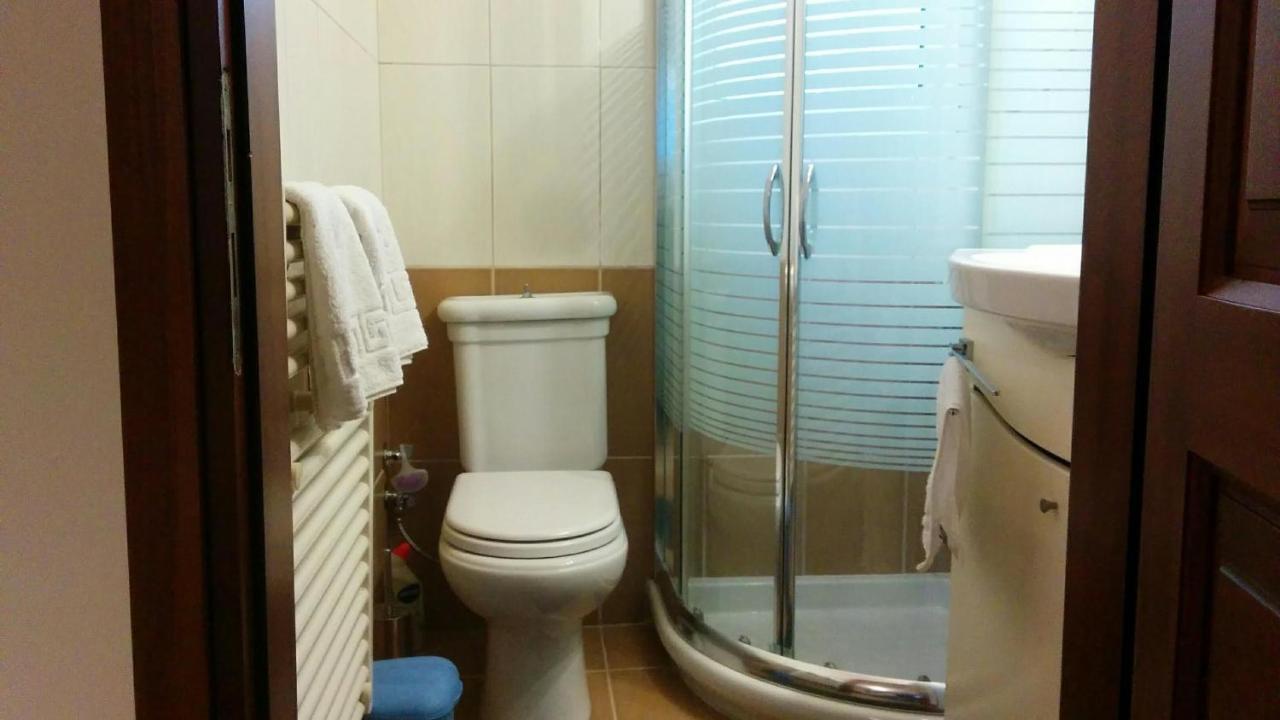 Lovely 2-Bedroom Apartment At Greek Riviera Βάρη Εξωτερικό φωτογραφία
