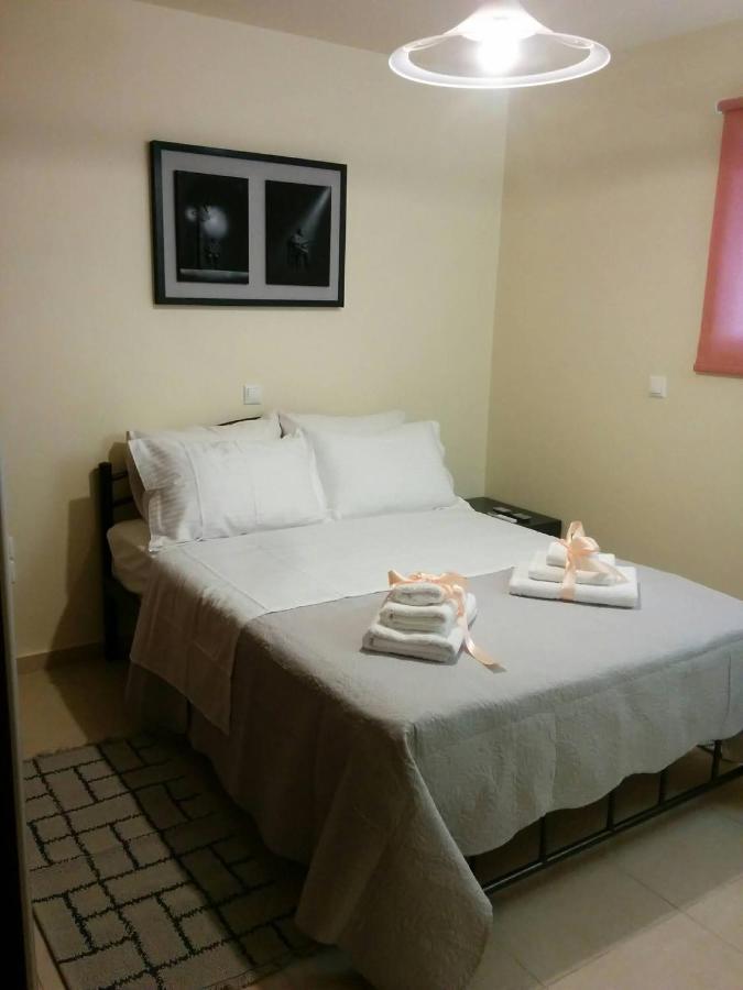 Lovely 2-Bedroom Apartment At Greek Riviera Βάρη Εξωτερικό φωτογραφία
