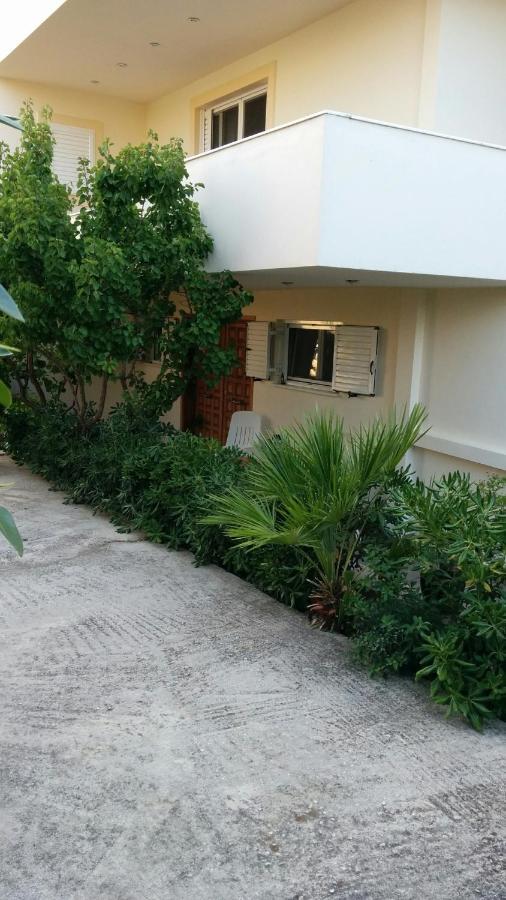Lovely 2-Bedroom Apartment At Greek Riviera Βάρη Εξωτερικό φωτογραφία